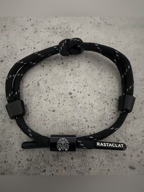 Rastaclat bracelet
